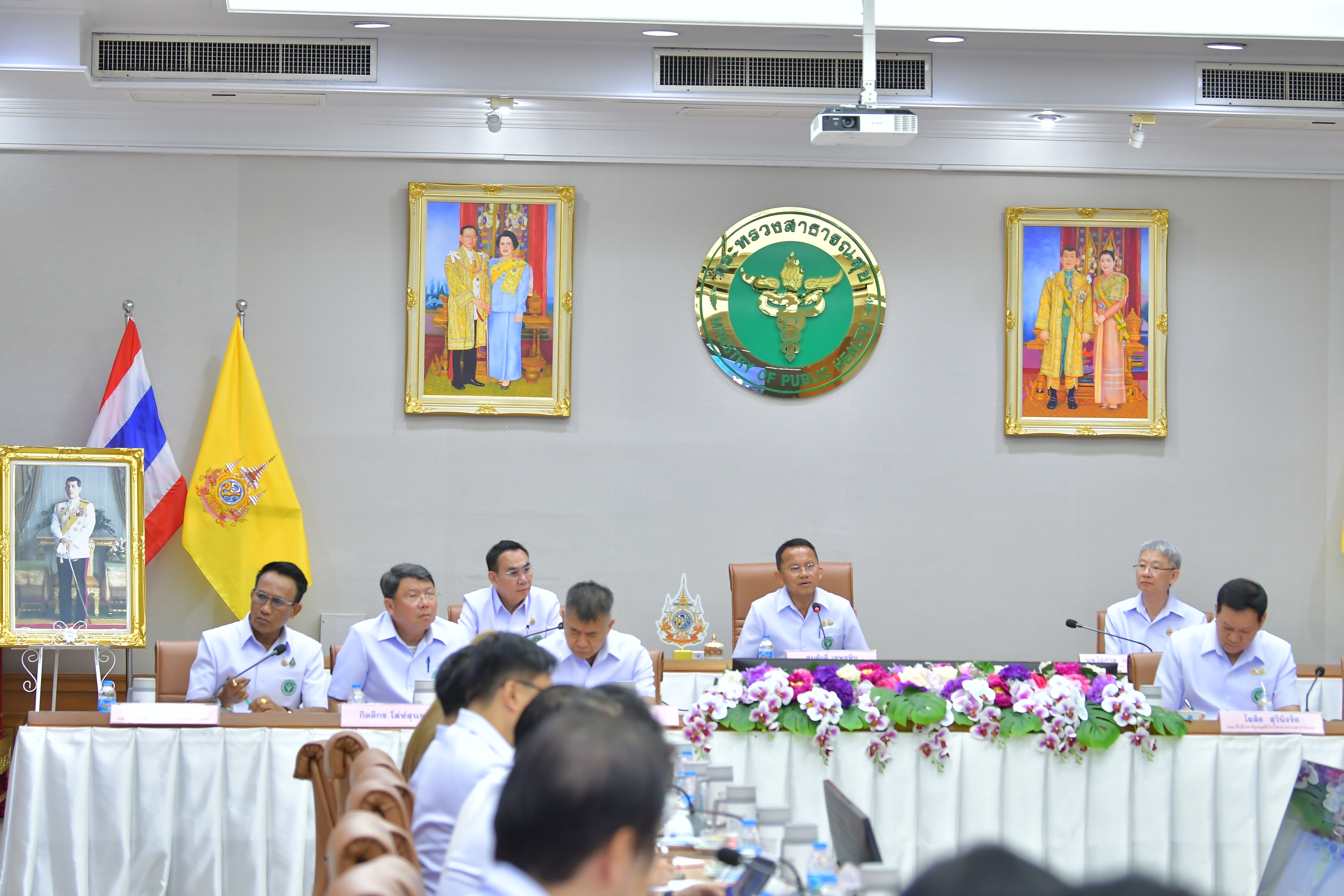 2 รมต.สธ.ประชุมผู้บริหารระดับสูงนัดแรกปีงบ 68 พร้อมจับมือเดินหน้าทำงานเพื่อประชาชน 