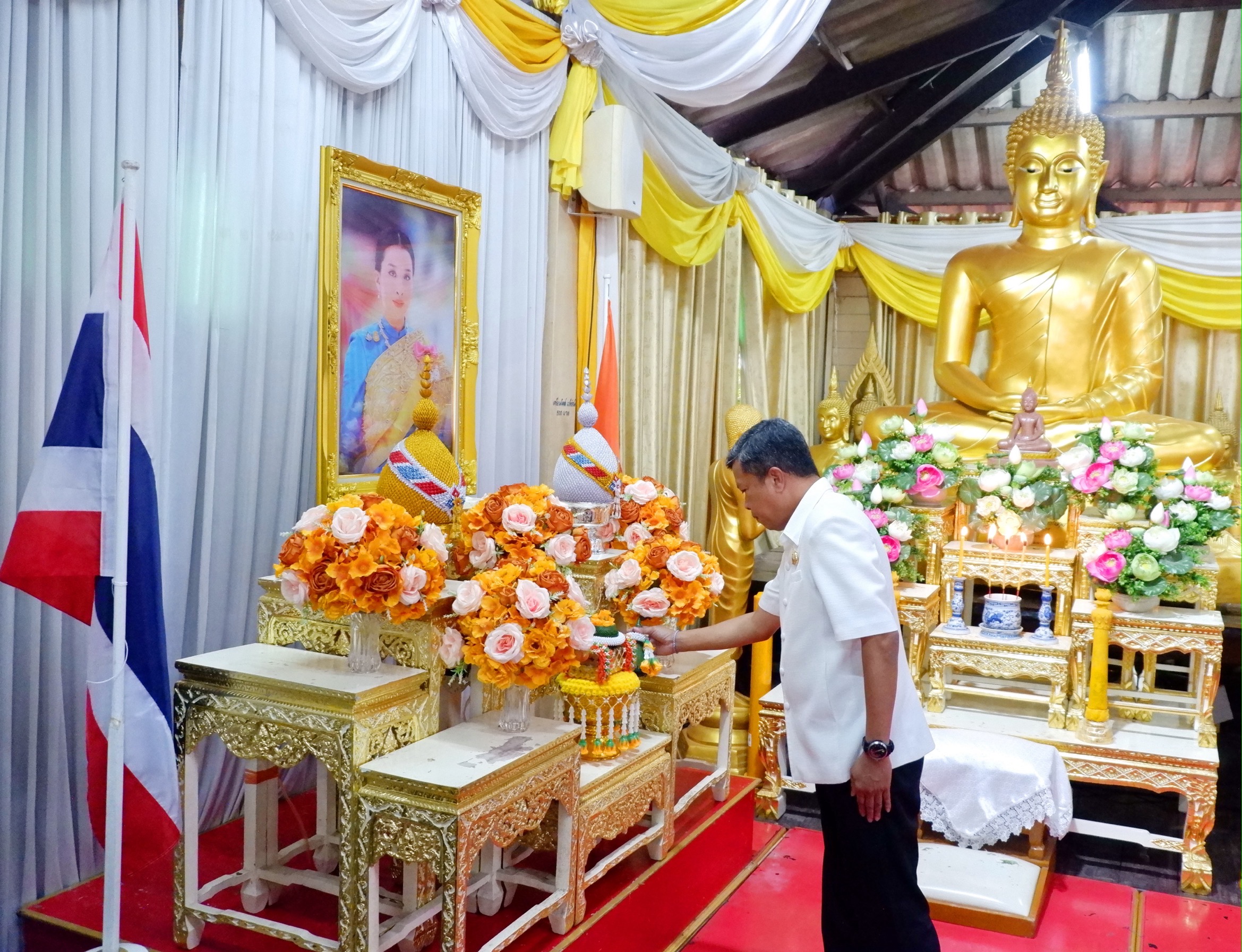 โรงพยาบาลหนองคาย ; ร่วมพิธีเจริญพระพุทธมนต์เพื่อสวดสาธยายถวายเป็นพระราชกุศลถวายพ...