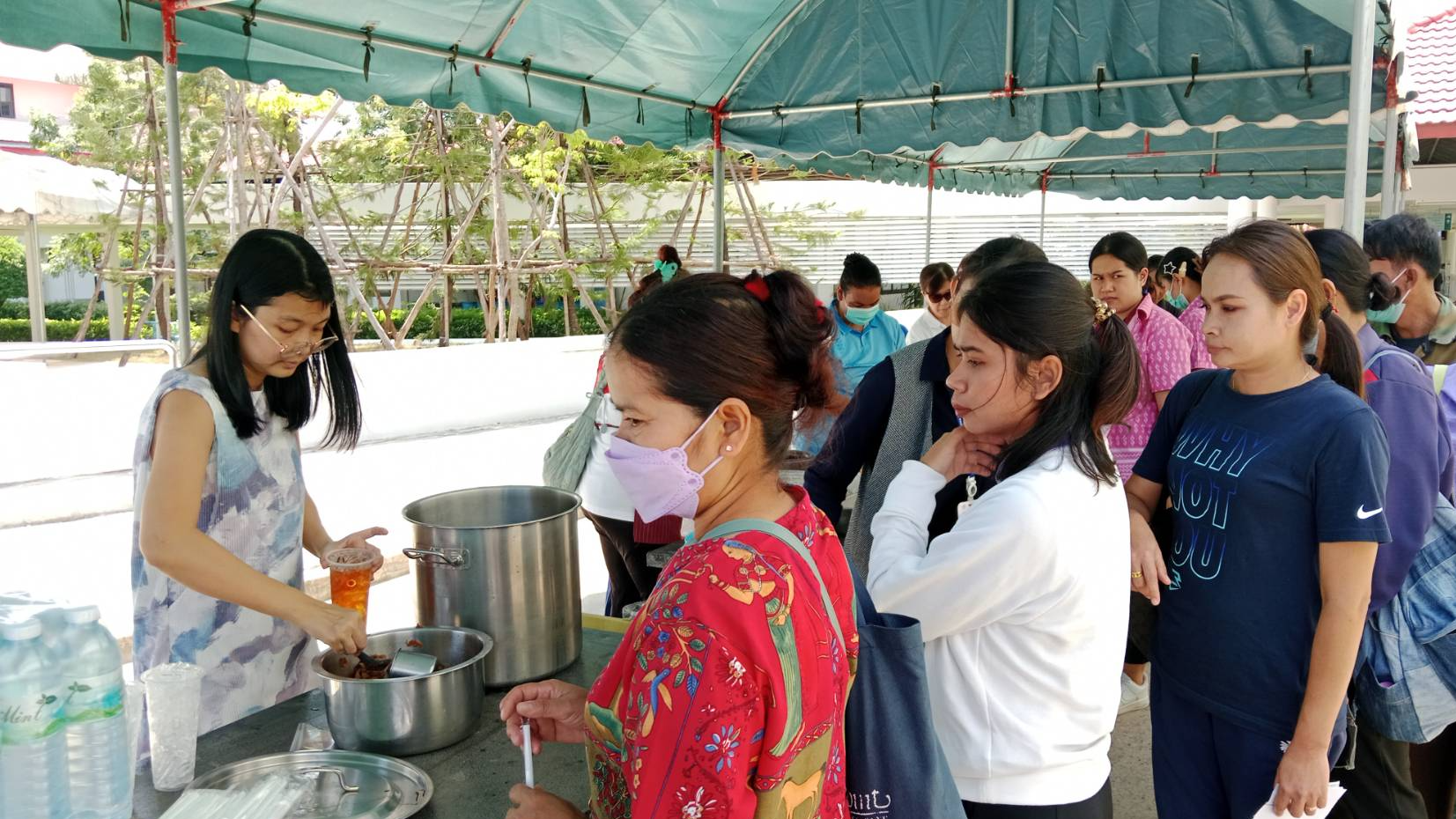 โรงพยาบาลสมเด็จพระยุพราชเดชอุดม ขอขอบคุณ คุณวิทยา  เทียมสุวรรณ และครอบครัว