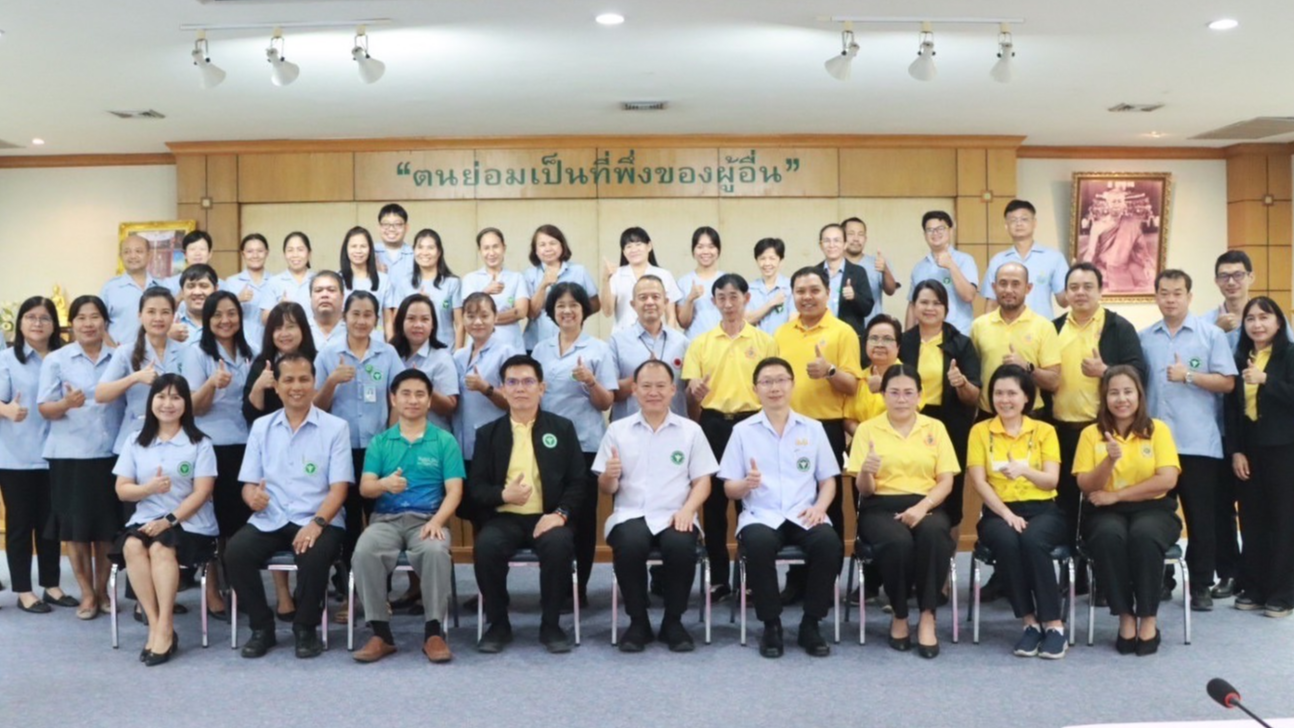 ผู้อำนวยการโรงพยาบาลสิงห์บุรี  ร่วมประชุมและลงพื้นที่ คปสอ. รับนโยบายนายแพทย์สาธ...