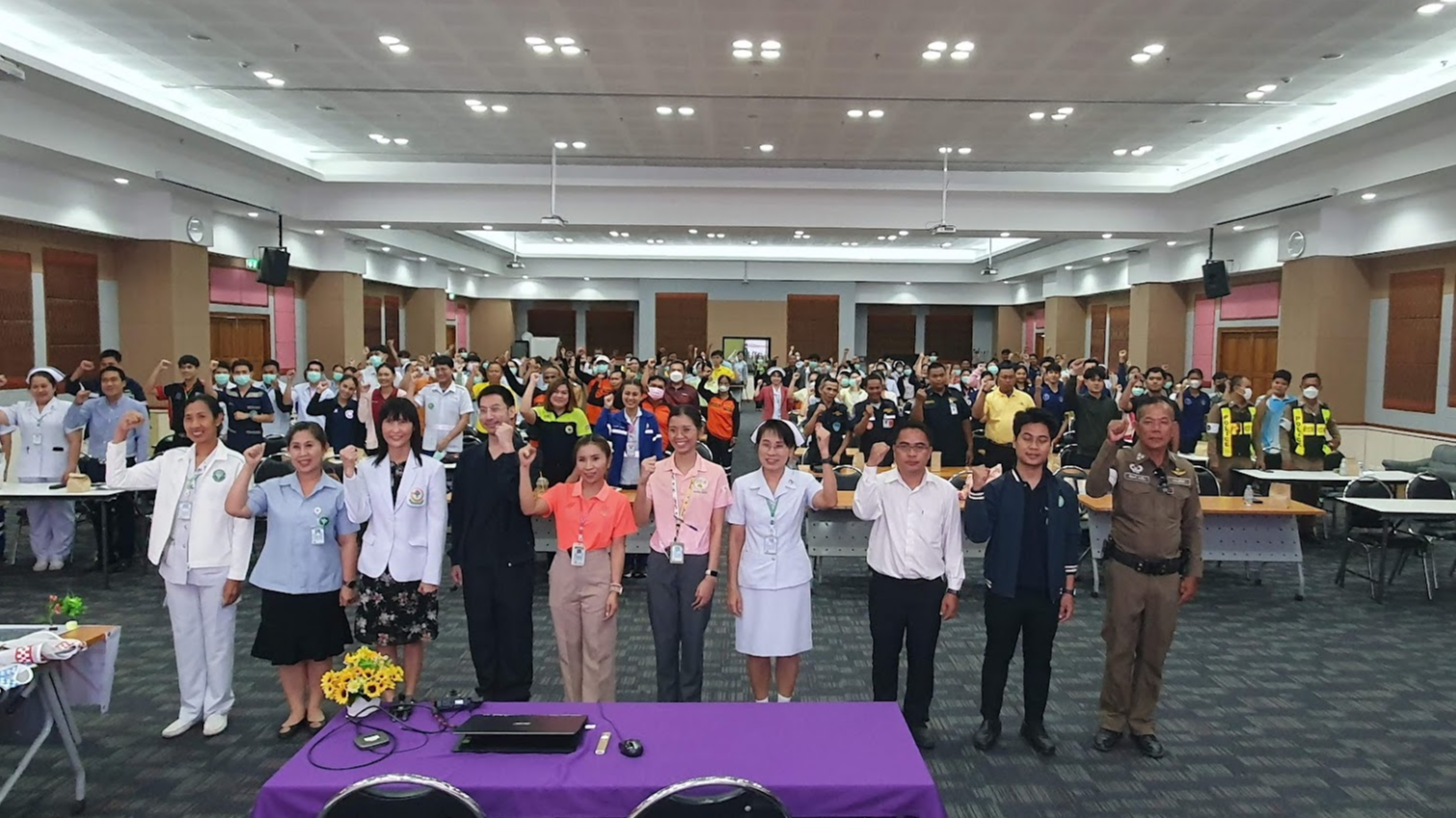 กลุ่มงานอุบัติเหตุและฉุกเฉิน รพ.บุรีรัมย์ จัดโครงการเตรียมความพร้อม และซ้อมแผนรั...