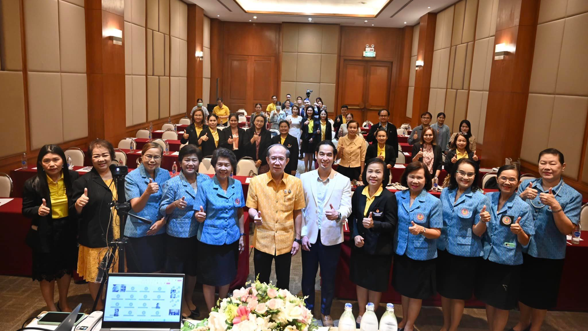 นพ.สสจ.อุบลฯ เป็นประธานในพิธีเปิดโครงการประชุมวิชาการ พยาบาลเวชปฏิบัติกับการดูแล...