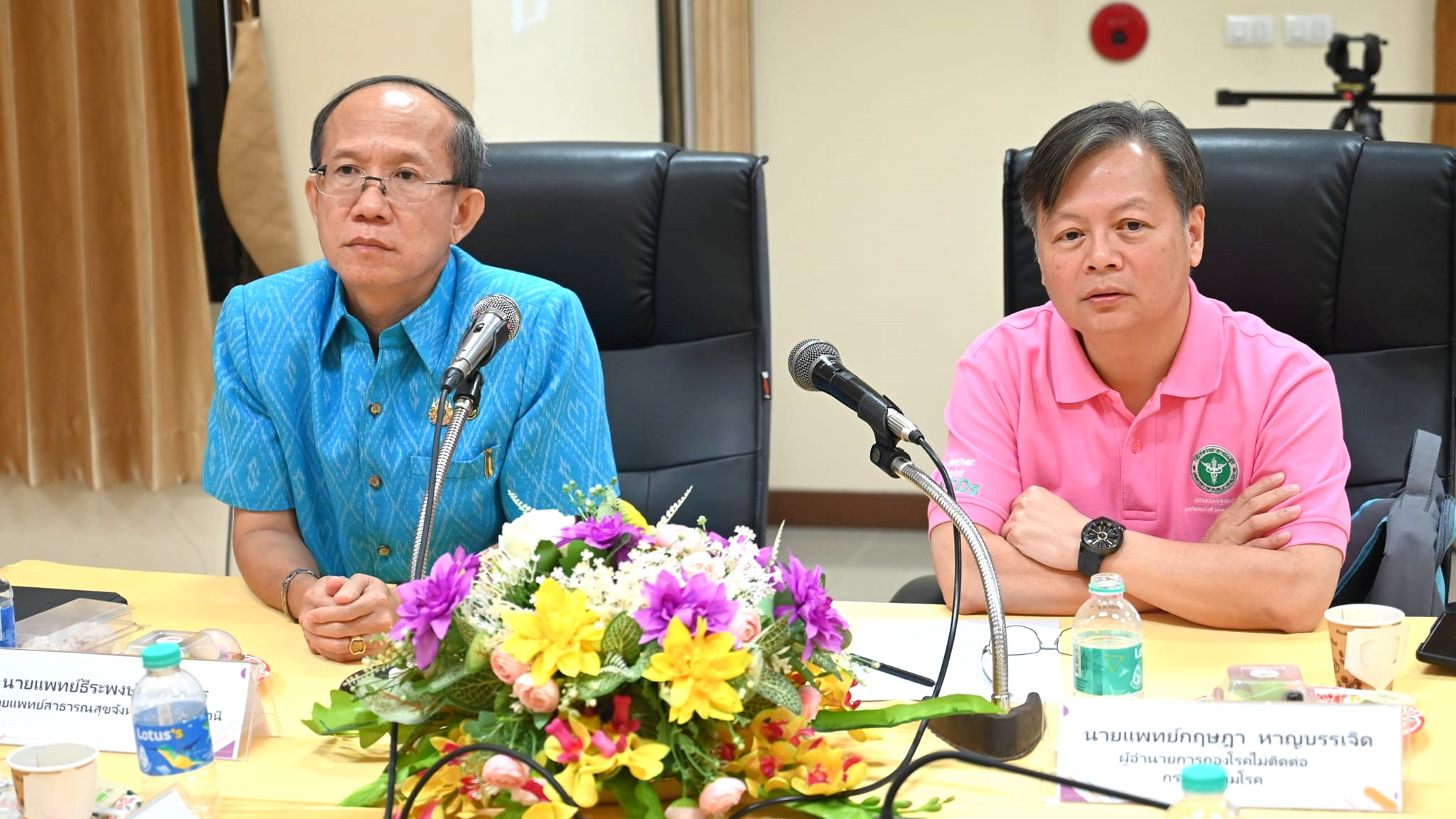 นพ.สสจ.อุบลฯ กล่าวต้อนรับคณะผู้เข้าร่วมการประชุมปรึกษาหารือการดำเนินงานลดการบริโ...