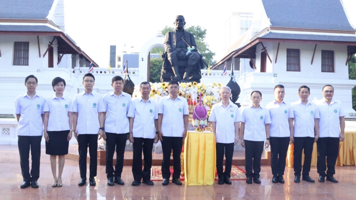 กรมอนามัย ร่วมพิธีวางพานพุ่มดอกไม้ถวายราชสักการะพระบาทสมเด็จพระนั่งเกล้าเจ้าอยู่...