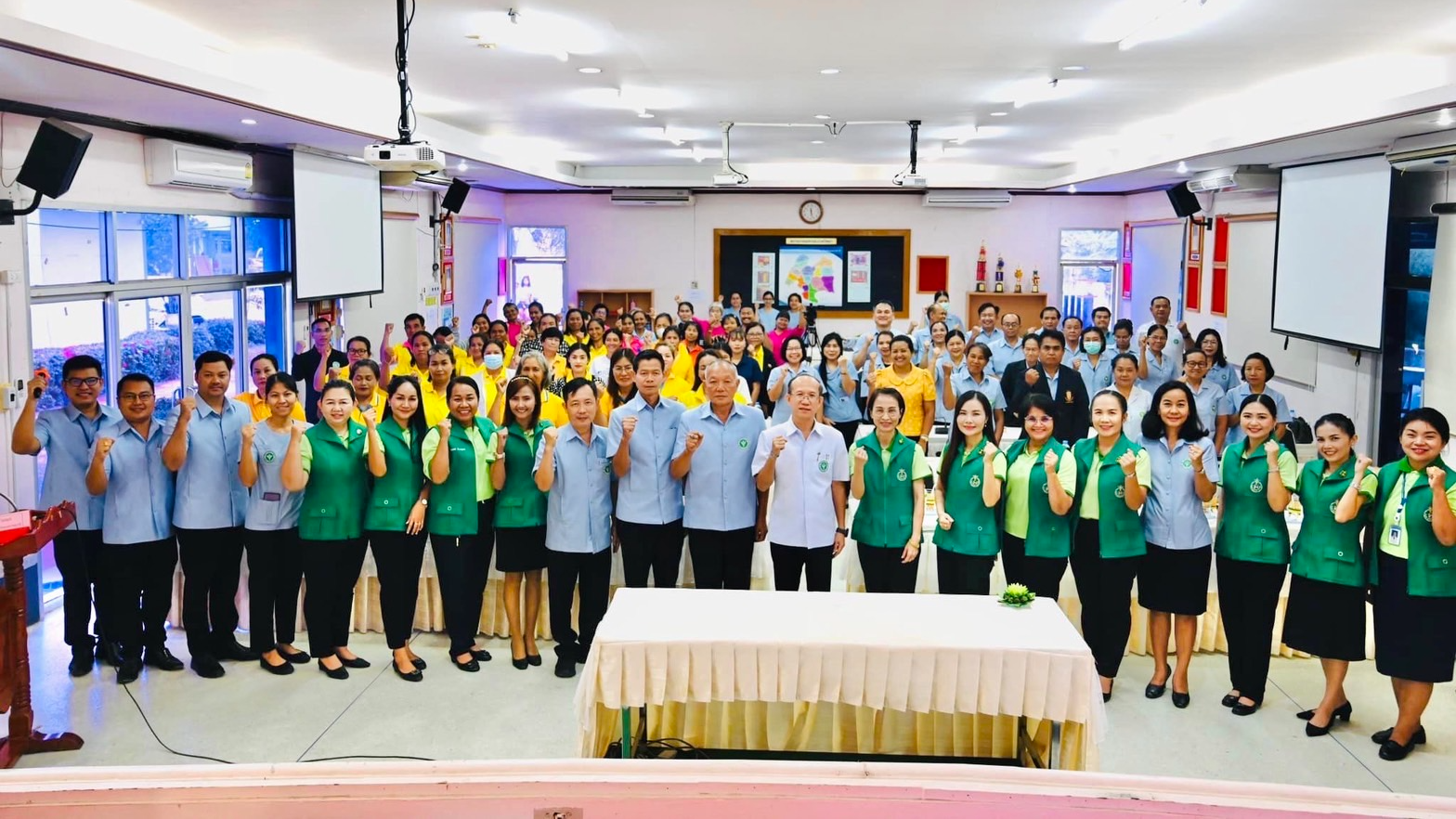 นพ.สสจ.อุบลฯ ประธานการประชุมโครงการส่งเสริมการมีบุตรคุณภาพ และพัฒนาการเด็กปฐมวัย...