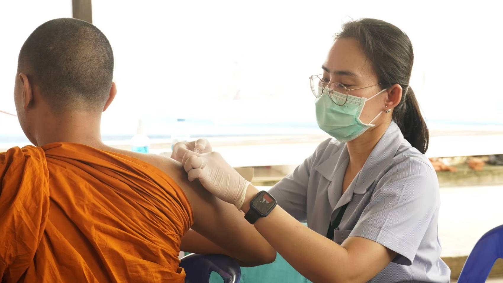 กรมการแพทย์ห่วงใยสุขภาพพระภิกษุสามเณรในช่วงปลายฝนต้นหนาว