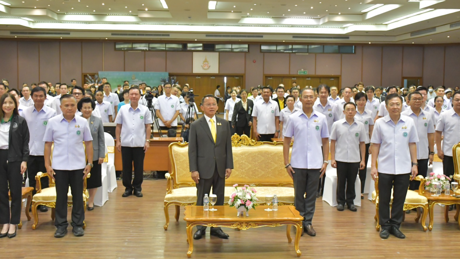 “สมศักดิ์” ติวเข้ม นักไกล่เกลี่ยข้อพิพาท สธ. รุ่นแรก 60 คน ช่วยลดการฟ้องร้องคดีท...