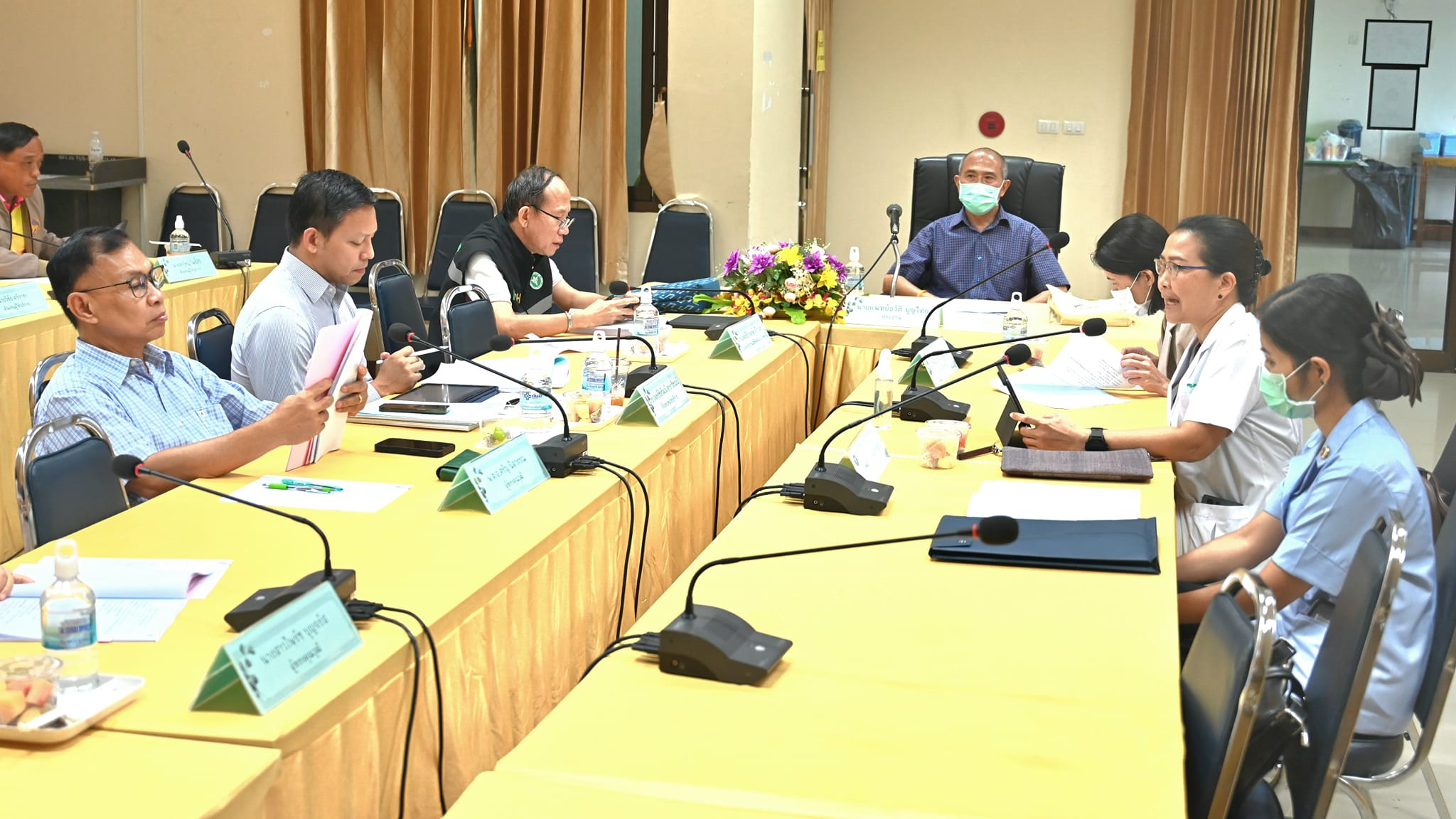 นพ.สสจ.อุบลฯ ร่วมการประชุมเพื่อพิจารณาวินิจฉัยคำร้องขอรับเงินช่วยเหลือเบื้องต้น ...