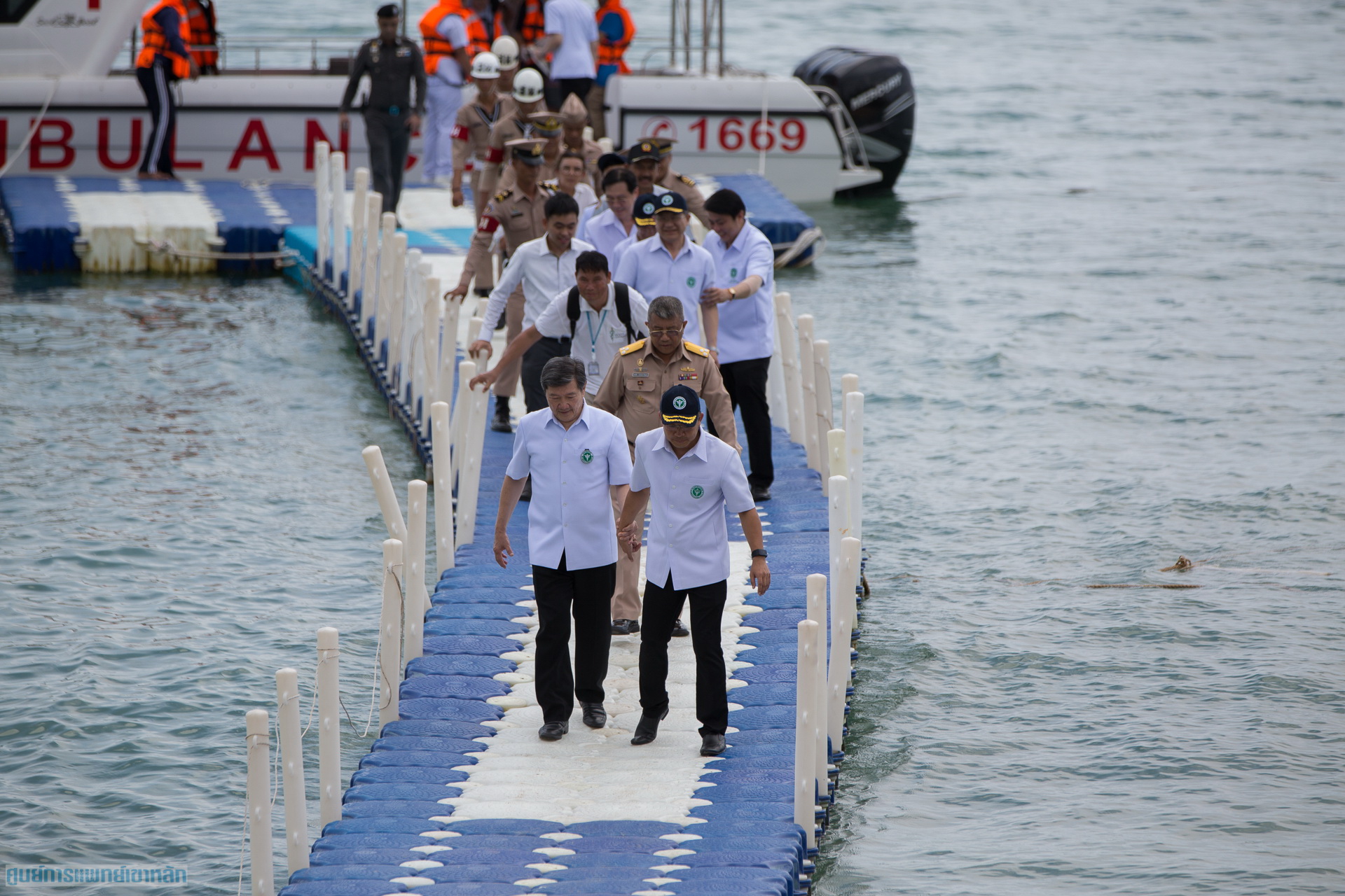  เยี่ยมชมระบบชายหาดปลอดภัย