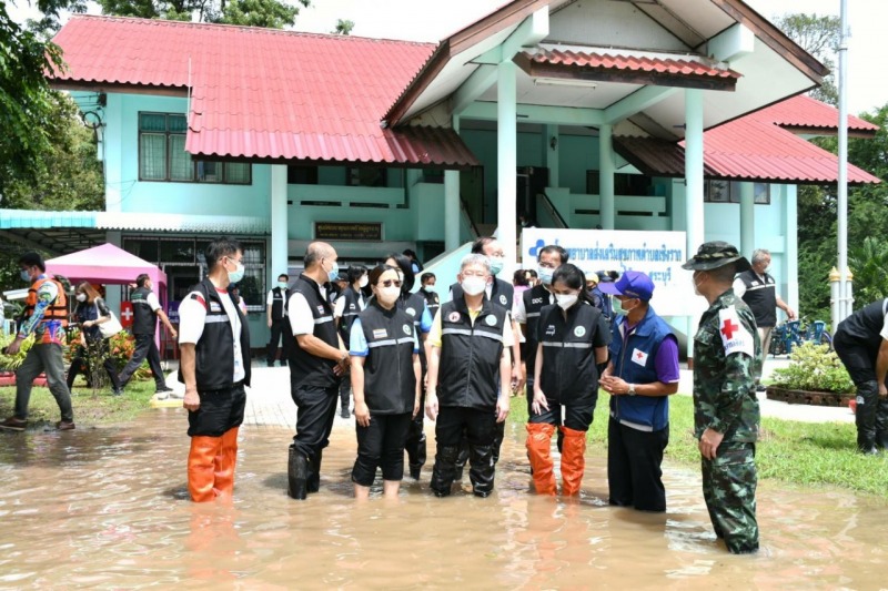 ปลัด สธ. ลงพื้นที่ น้ำท่วม จ.สระบุรี กำชับสถานบริการในพื้นที่เสี่ยงติดตามสถานการ...