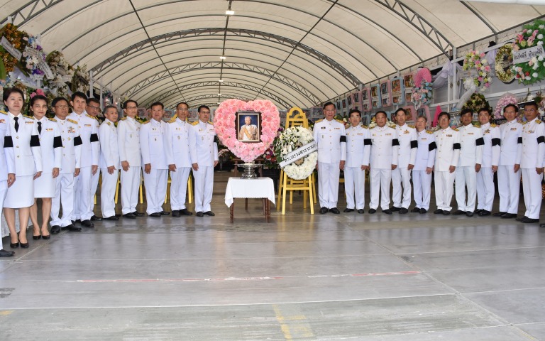 ผู้บริหารกระทรวงสาธารณสุขร่วมพิธีสวดอภิธรรมศพพลเอกเปรม ติณสูลานนท์