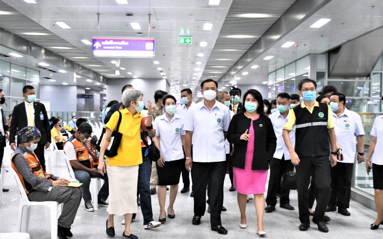 ตรวจเยี่ยมการทดสอบระบบการฉีดวัคซีน สถานีกลางบางซื่อ