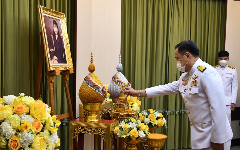 ศาสตราจารย์ ดร.สมเด็จพระเจ้าน้องนางเธอ เจ้าฟ้าจุฬาภรณวลัยลักษณ์  อัครราชกุมารี ก...