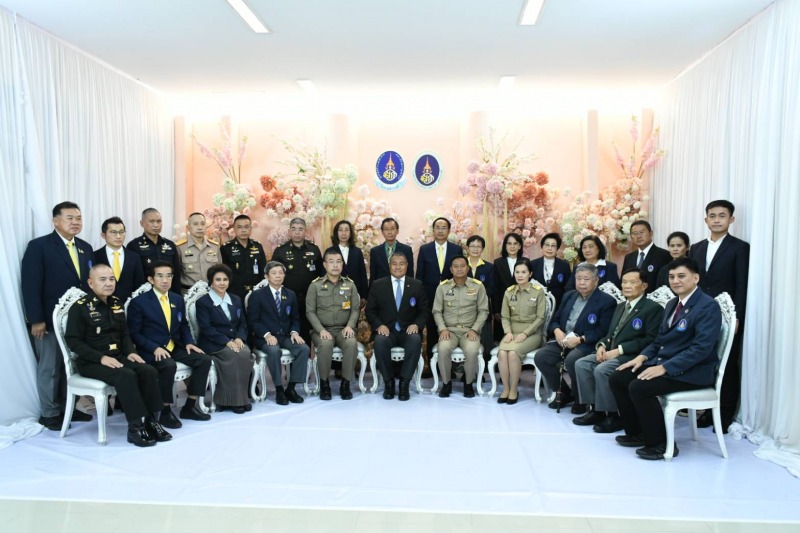 องคมนตรี ติดตามการพัฒนางานโรงพยาบาลสมเด็จพระยุพราชกุฉินารายณ์ จังหวัดกาฬสินธุ์