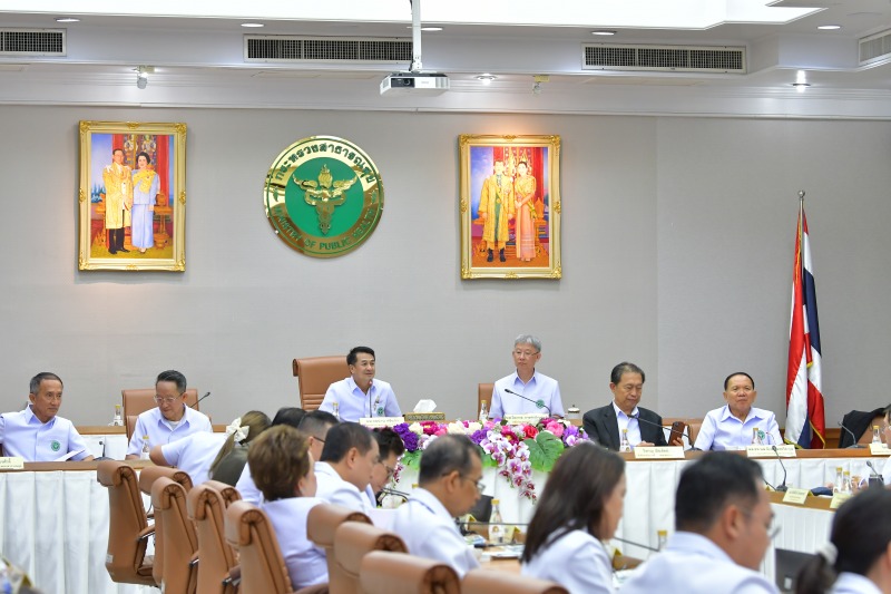 สธ.จัดยิ่งใหญ่ “โครงการพาหมอไปหาประชาชน” เฉลิมพระเกียรติพระบาทสมเด็จพระเจ้าอยู่ห...