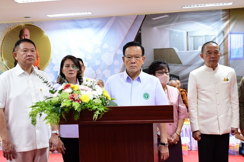 รมช.สันติ” เผย รพ.บึงสามพัน จ.เพชรบูรณ์ เตรียมเปิดอาคารหลวงปู่บุญทันฯ เพิ่มการเข...