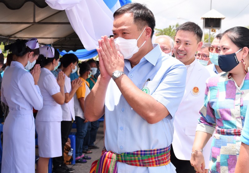 อนุทิน ขอบคุณ อสม.ดูแลประชาชนช่วงโควิด-19  ช่วยไทยพ้นวิกฤติเป็นที่ยอมรับจากนานาประเทศทั่วโลก