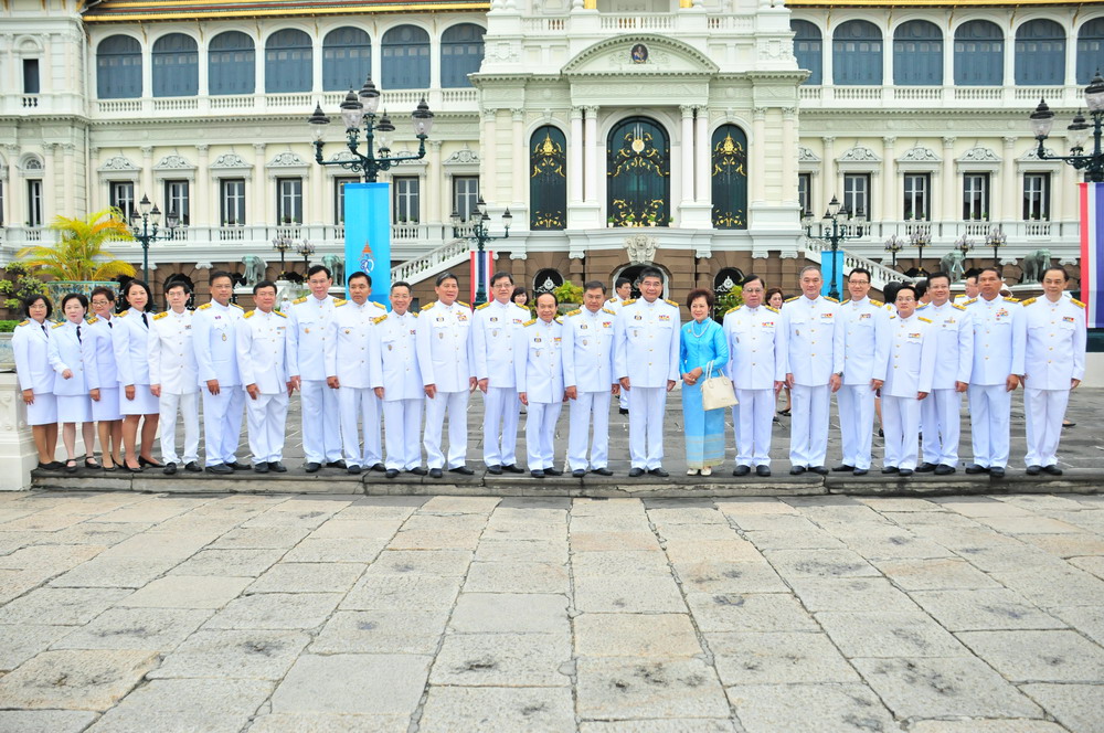 ลงนามถวายพระพร