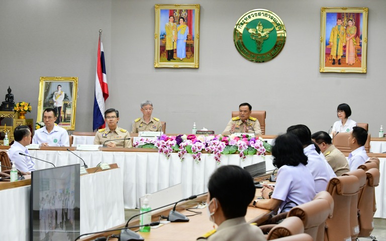 แถลงข่าวความคืบหน้าการช่วยเหลือผู้บาดเจ็บและผู้ได้รับผลกระทบจากเหตุการณ์รุนแรงใน จ.หนองบัวลำภู