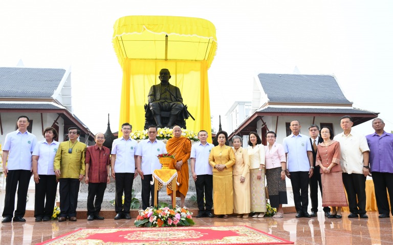 รมช.สธ. เปิดพระบรมราชานุสาวรีย์ พระบาทสมเด็จพระนั่งเกล้าเจ้าอยู่หัว พระมหาเจษฎาร...