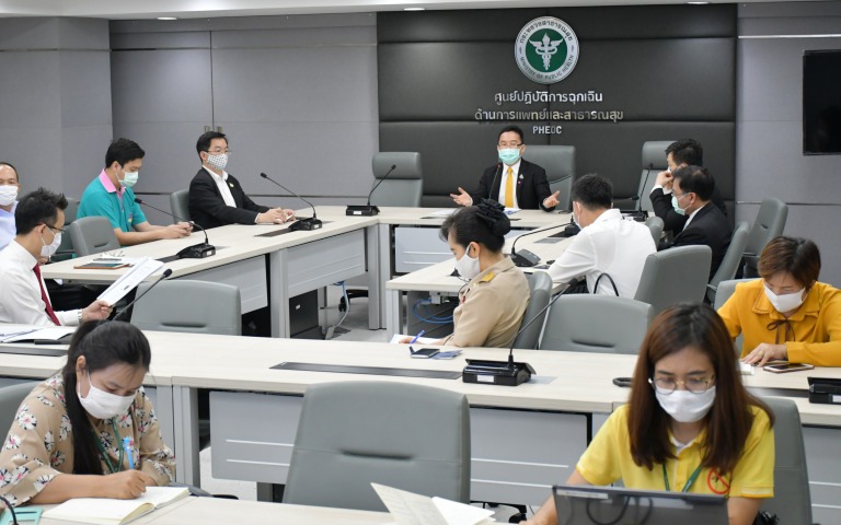 ประชุมก่อนแถลงข่าว COVID-19….. (30 มีนาคม 2563)