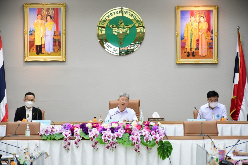 สธ.ร่วม สปสช. บรรจุสิทธิประโยชน์ “ชุดตรวจคัดกรองเอชไอวีด้วยตัวเอง” และ “ตรวจคัดก...