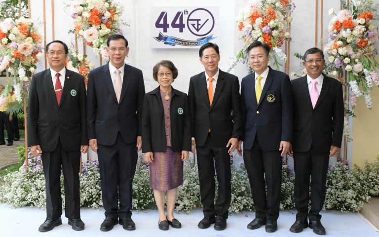 44 ปี อย.