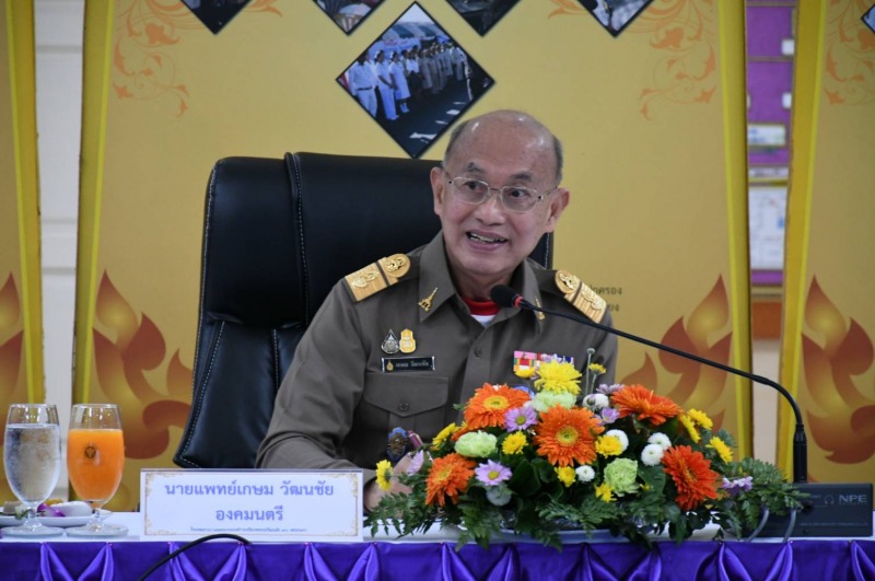 องคมนตรี ตรวจเยี่ยมโรงพยาบาลพระทองคำเฉลิมพระเกียรติ 80 พรรษา จังหวัดนครราชสีมา