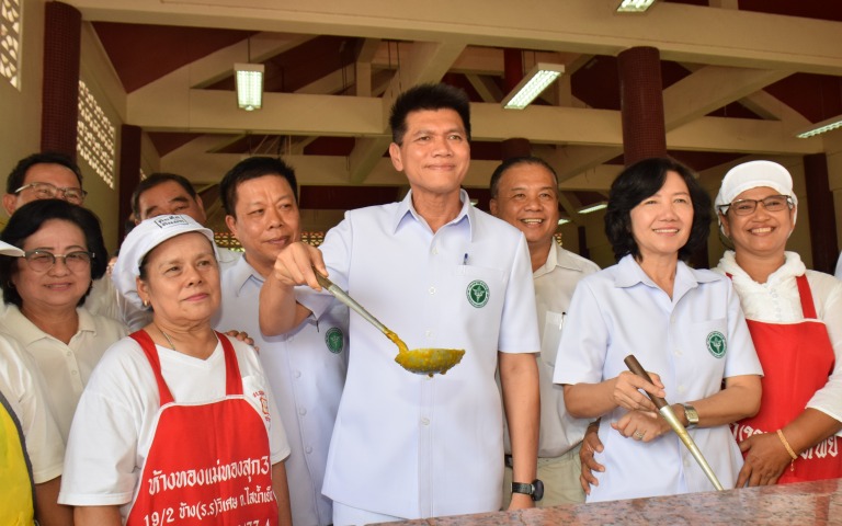 เยี่ยมชมโรงครัวศาลเจ้าและร้านอาหารเจ  เทศกาลถือศีลกินผัก จังหวัดภูเก็ต