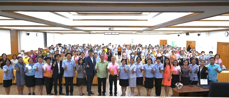 นพ.สสจ.อุบลฯ ประธานในการเปิดโครงการอบรมเชิงปฏิบัติการ การประกันคุณภาพการพยาบาลเค...