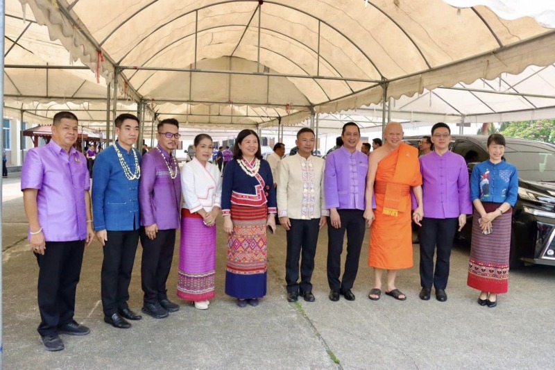 สสจ.เชียงราย ร่วมพิธีถวายน้ำสงกรานต์พระเถรานุเถระ เนื่องในเทศกาลสงกรานต์ปี๋ใหม่เ...