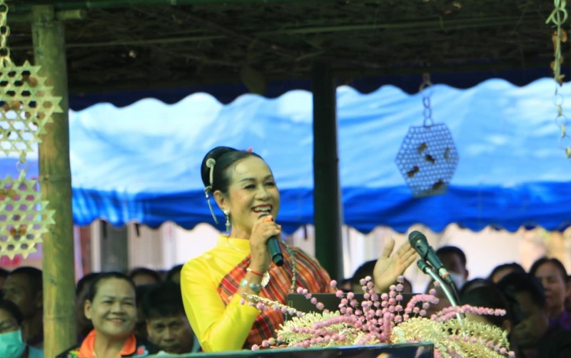 ยโสธรเข้าร่วมคัดเลือกการประกวดอสม.ดีเด่นระดับชาติ สาขา การป้องกันและแก้ไขปัญหาเอดส์ในชุมชน