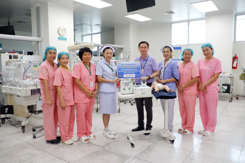 โรงพยาบาลหนองคาย ; รับมอบเงินสด จาก Dr.Rajanee Sripaipan / Dr.Pichai Sripaipan แ...