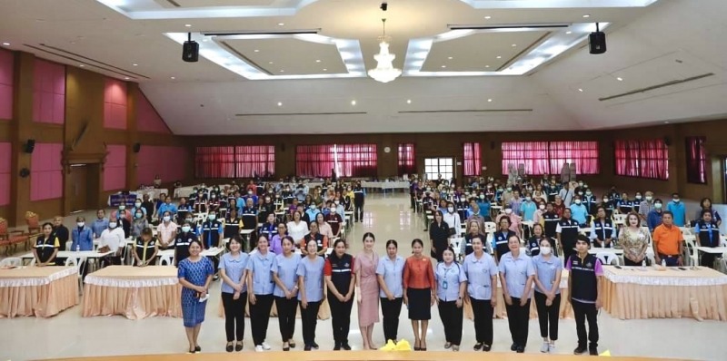 สสจ.อุบลฯ เป็นวิทยากรบรรยายการอบรมโครงการเฝ้าระวังคุณภาพน้ำบริโภคในชุมชน/วัด/สถา...