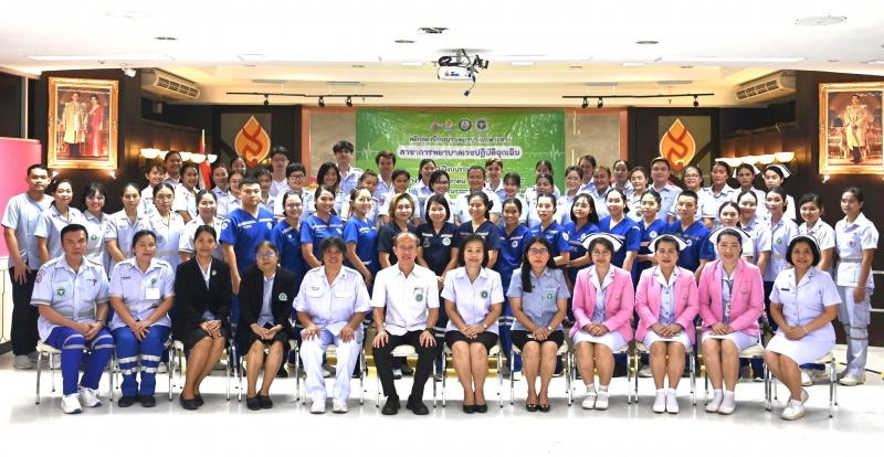 นพ.สสจ.อุบลฯ ประธานในพิธีเปิดการอบรมหลักสูตรการพยาบาลเฉพาะทาง สาขาการพยาบาลเวชปฏ...