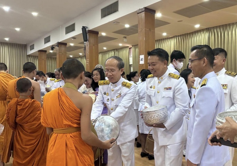 นพ.สสจ.อุบลฯ ร่วมกิจกรรมเฉลิมพระเกียรติสมเด็จพระนางเจ้า ฯ พระบรมราชินี ในพิธีทำบ...