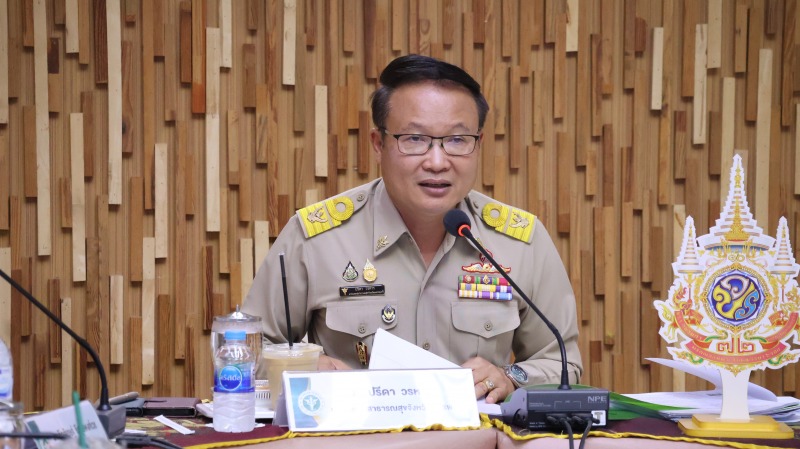 ‘สสจ.นครพนม’ ประชุม คปสจ.  เตรียมพร้อม-ติดตามเร่งรัดการดำเนินภารกิจสำคัญ มอบช่อด...